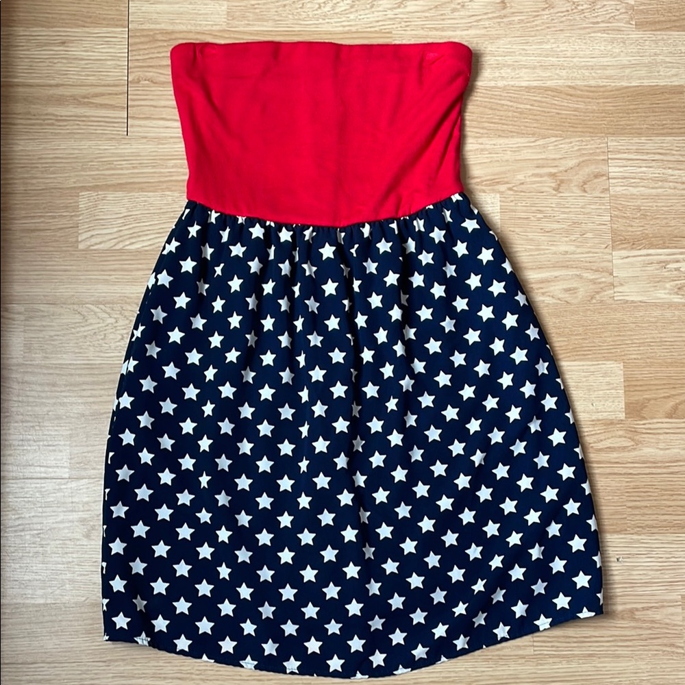 Peach Love California Red and Blue Strapless Sundress